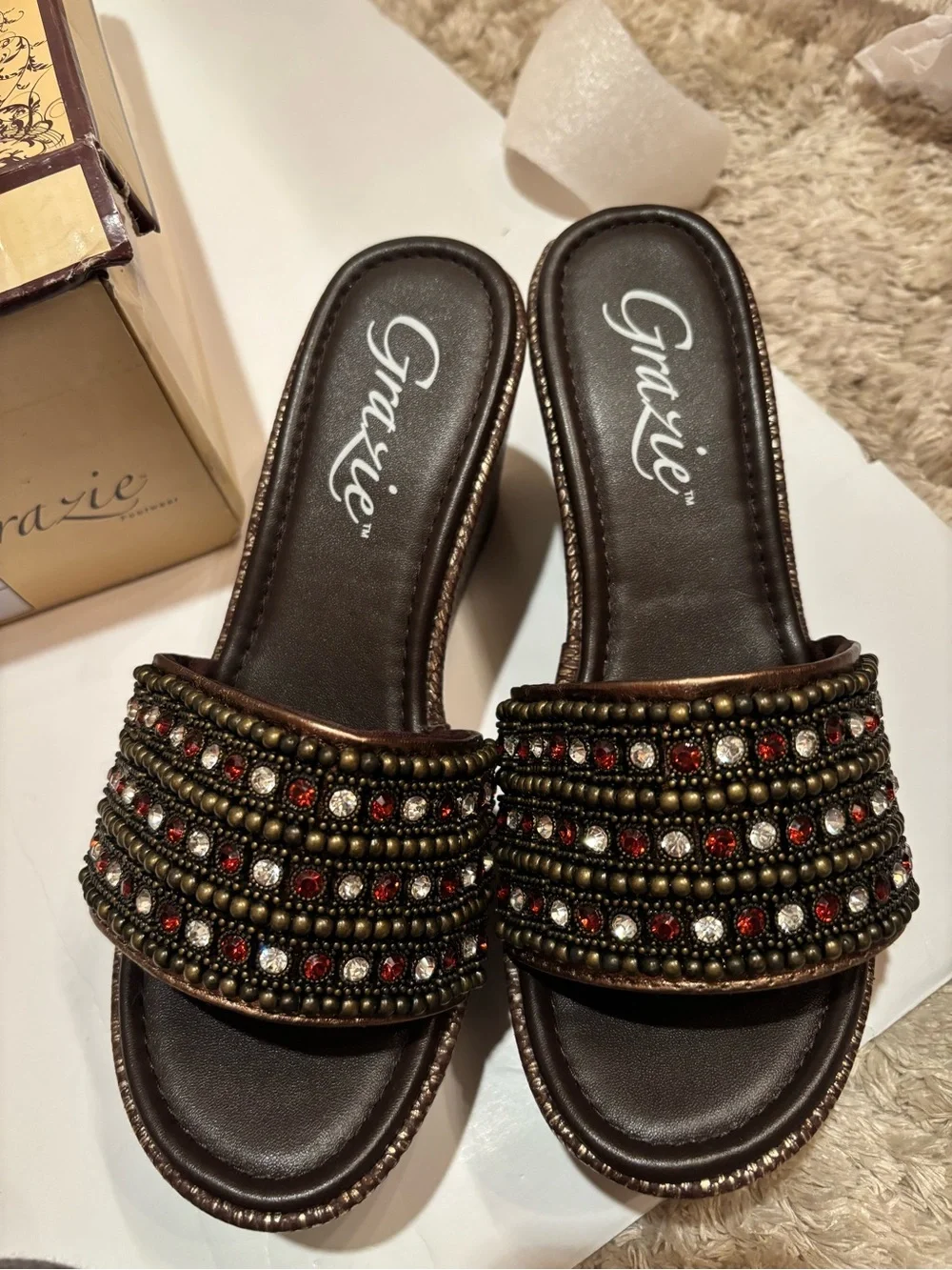 Grazie embellished slide